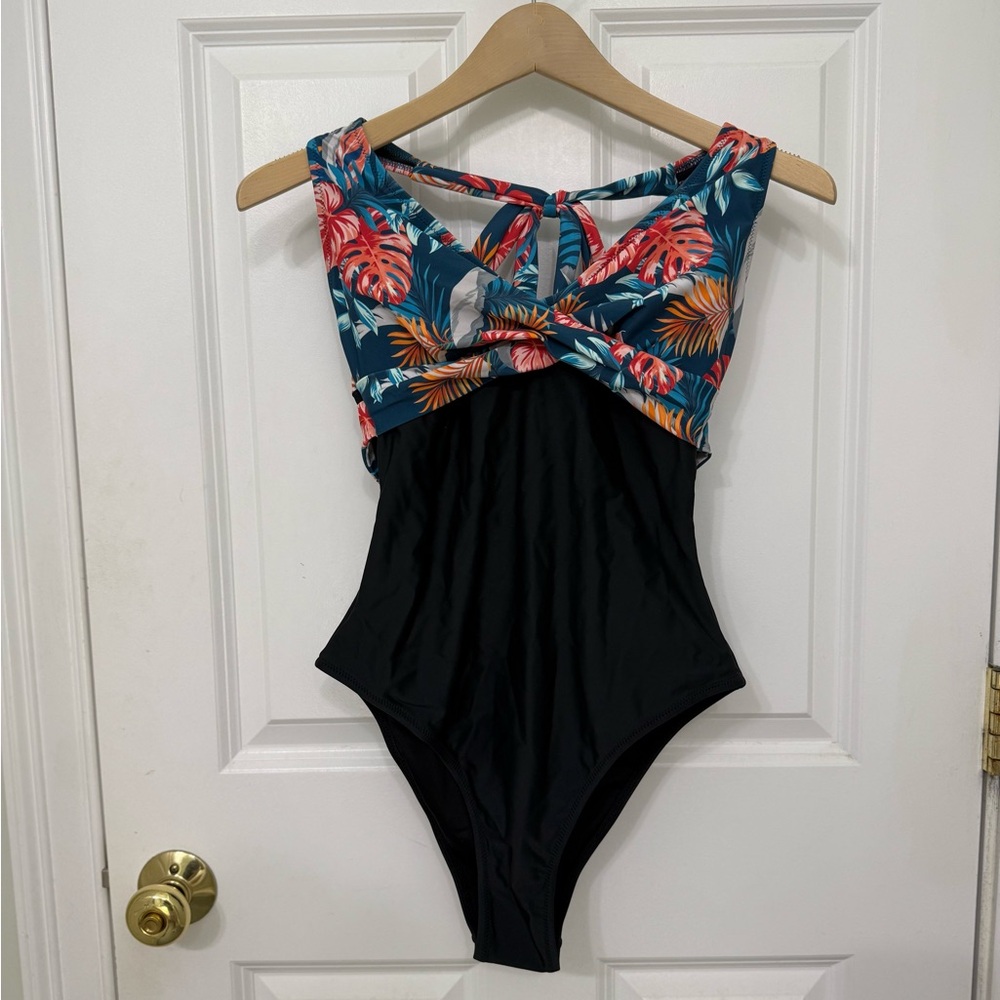 Cupshe Women’s Tropical Twist Bodysuit - Black and Multicolor